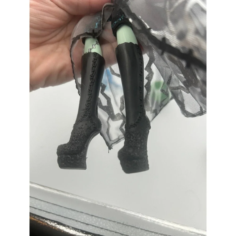 monster high see pics
